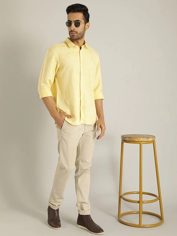 Indian Terrain Men Printed Yellow Shirt